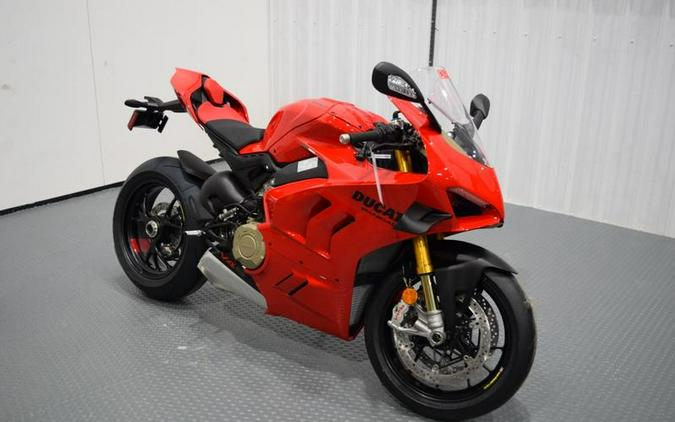 2024 Ducati Panigale V4 S Red