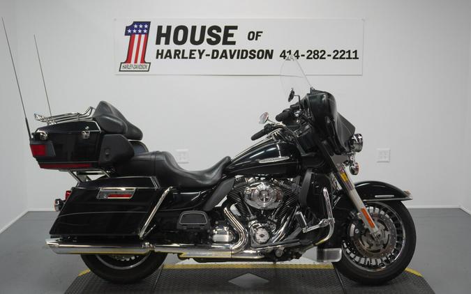 2011 Harley-Davidson® Electra Glide® Ultra Limited Vivid Black