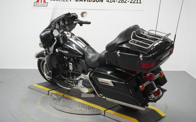 2011 Harley-Davidson® Electra Glide® Ultra Limited Vivid Black