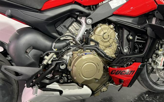 2023 Ducati Streetfighter V4 Ducati Red