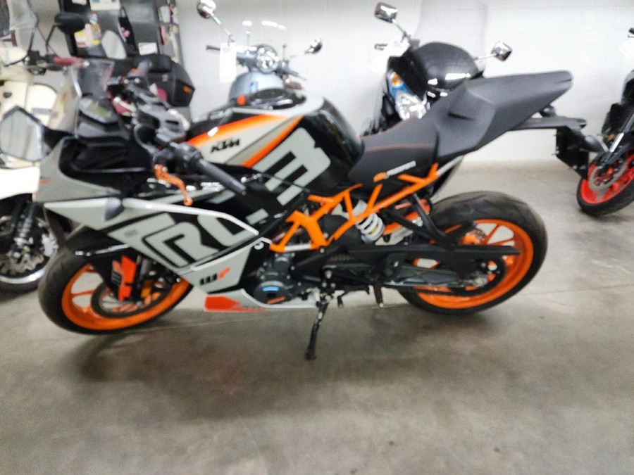 2016 KTM RC 390