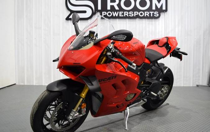 2024 Ducati Panigale V4 S Red