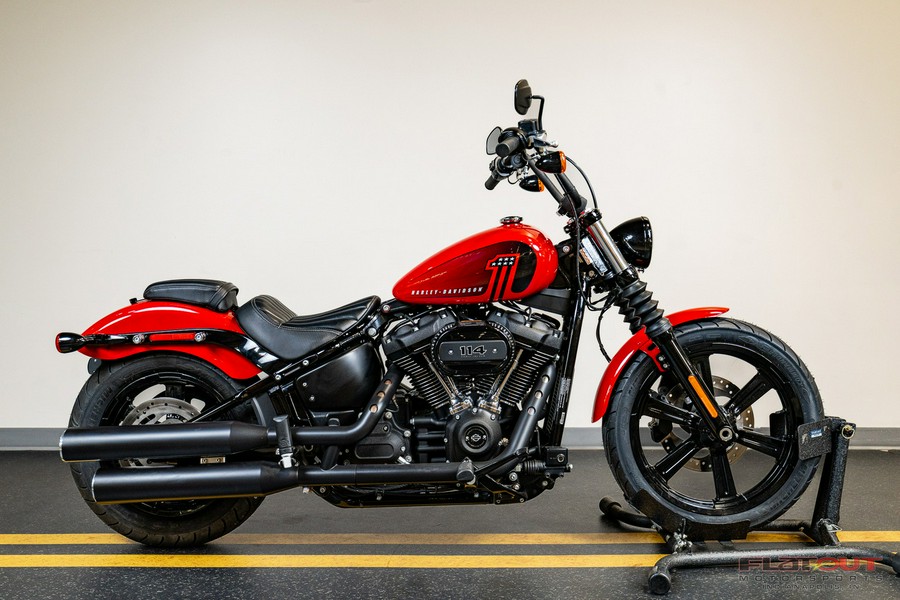 2023 Harley-Davidson® SOFTAIL STREET BOB 114