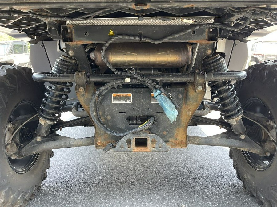 2023 Can-Am® Defender Limited HD10