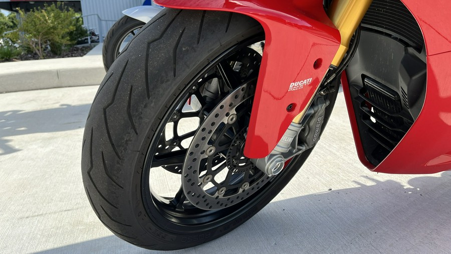 2021 Ducati SuperSport