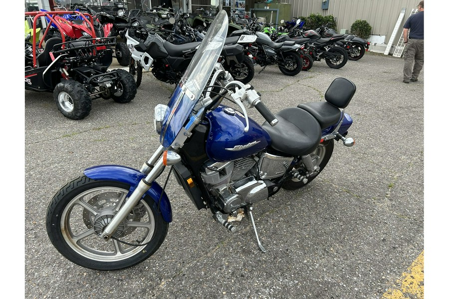 2004 Honda VT1100C