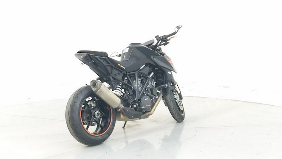 2017 KTM 1290 Super Duke R