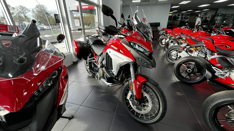 2024 Ducati Multistrada