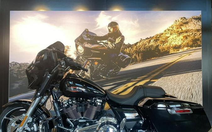 2024 Harley-Davidson® FLHX - Street Glide®