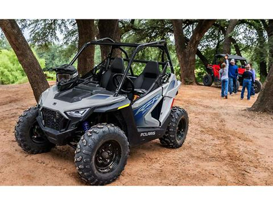 2025 Polaris RZR 200 EFI