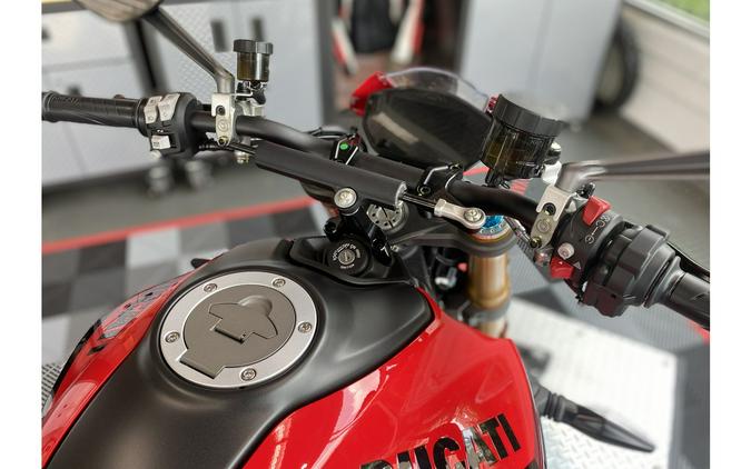 2025 Ducati Monster SP