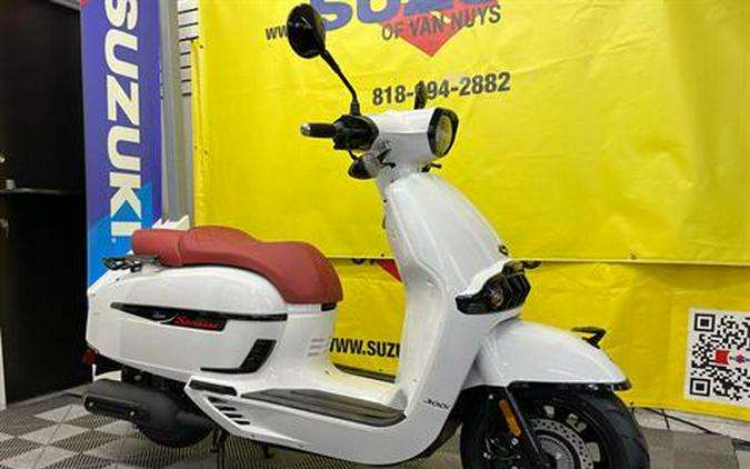 2025 Keeway Sixties 300i