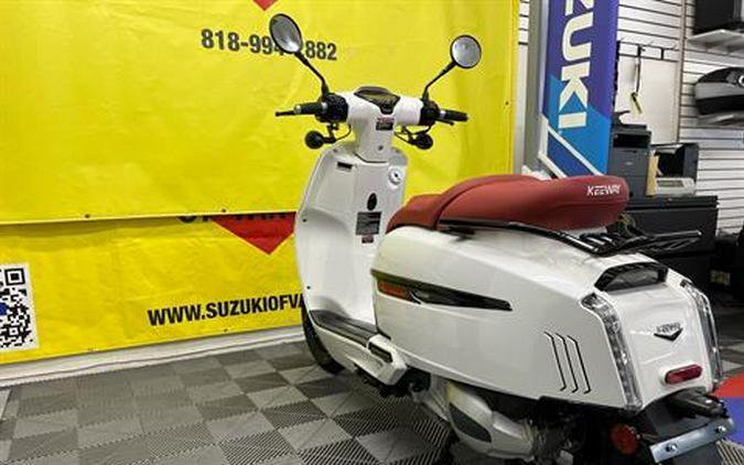 2025 Keeway Sixties 300i
