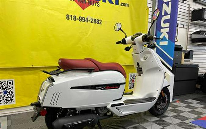 2025 Keeway Sixties 300i