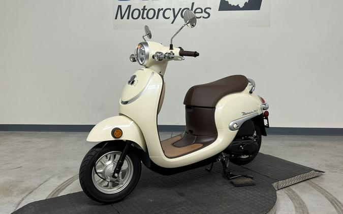 2022 Honda Metropolitan Base (NCW50N)