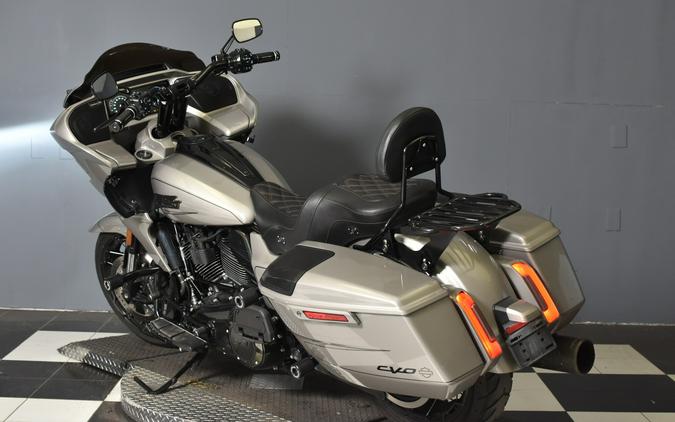 2023 Harley-Davidson CVO Road Glide FLTRXSE