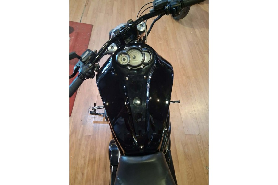 2013 VRSCF V-Rod Muscle® - Harley-Davidson®
