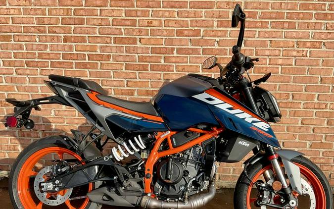 2024 KTM Duke 390