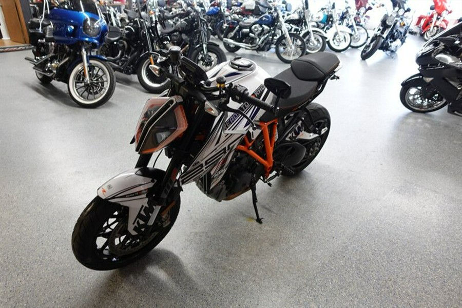 2019 KTM Superduke 1290 R