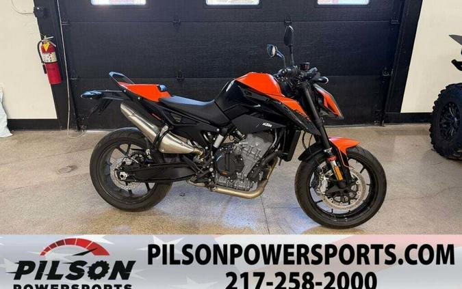 2021 KTM Duke 890