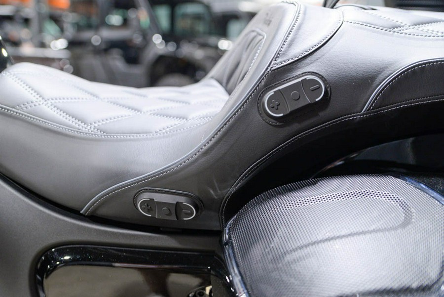 2026 Indian Motorcycle Pursuit® Limited® with 112 and Powerband Audio Package