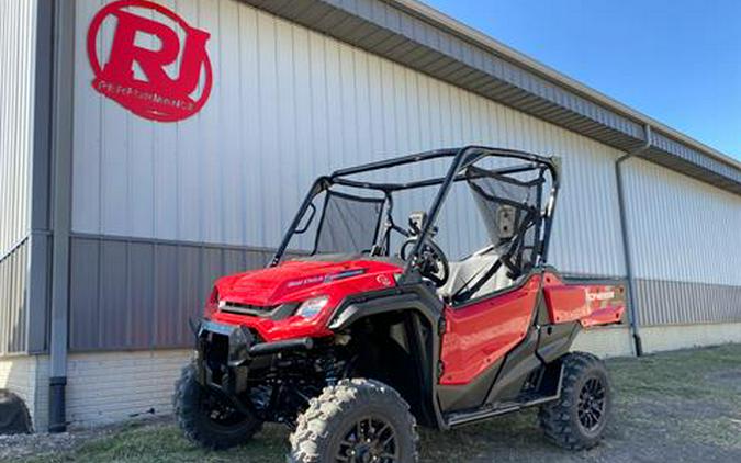 2024 Honda Pioneer 1000 Deluxe