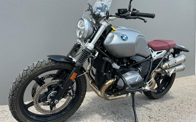 2023 BMW R nineT Scrambler Granite Gray Metallic