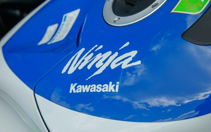 2024 Kawasaki Ninja® ZX™-14R 40th Anniversary Edition ABS