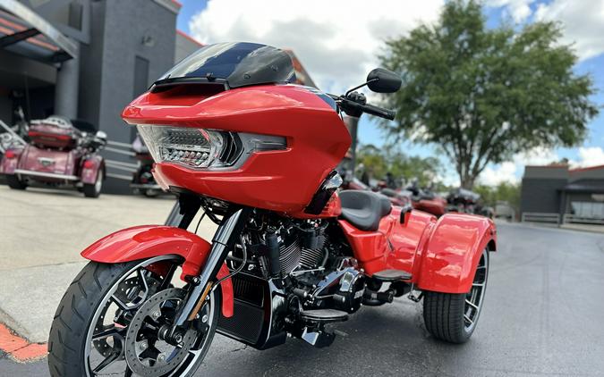 FLTRT 2026 Road Glide 3