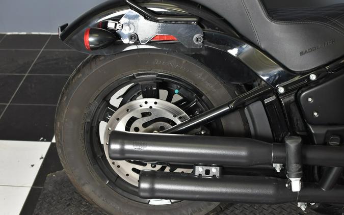 2022 Harley-Davidson Street Bob 114 Vivid Black FXBBS