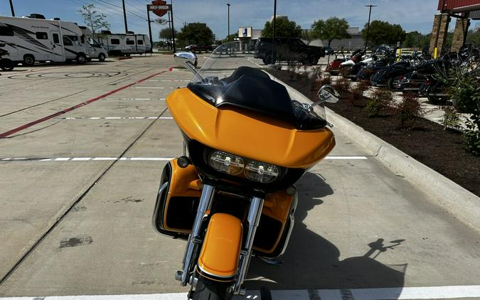 2022 Harley-Davidson CVO™ Road Glide Limited Hightail Yellow Pearl