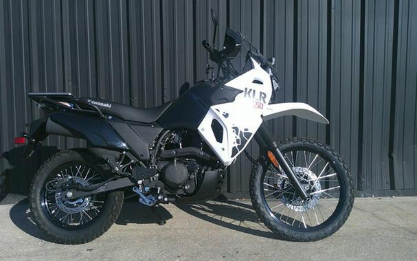 2025 Kawasaki KLR 650 Pearl Crystal WhiteMetallic Carbon Gray