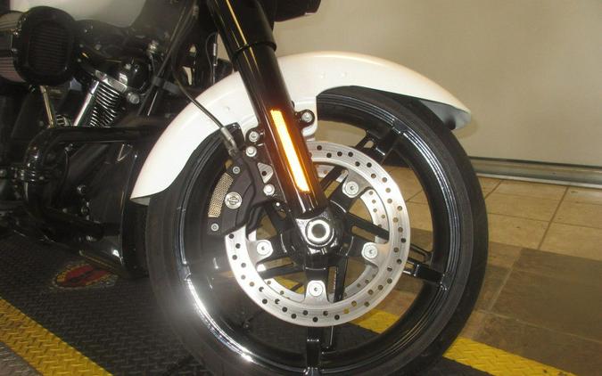 2024 Harley-Davidson® FLHX - Street Glide®