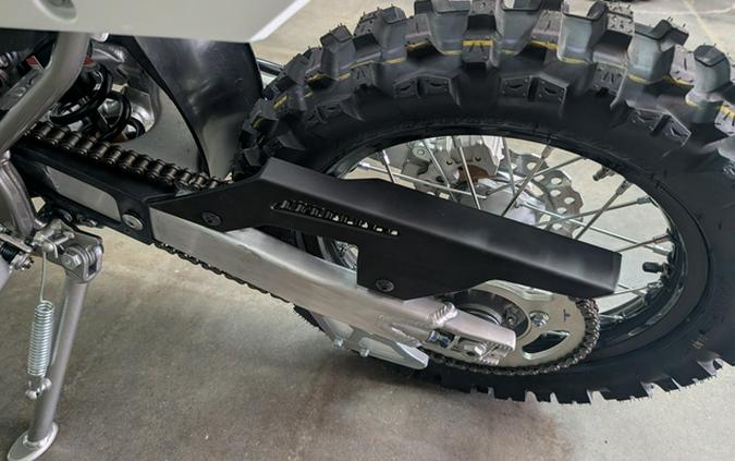 2027 Kawasaki KLX 140R