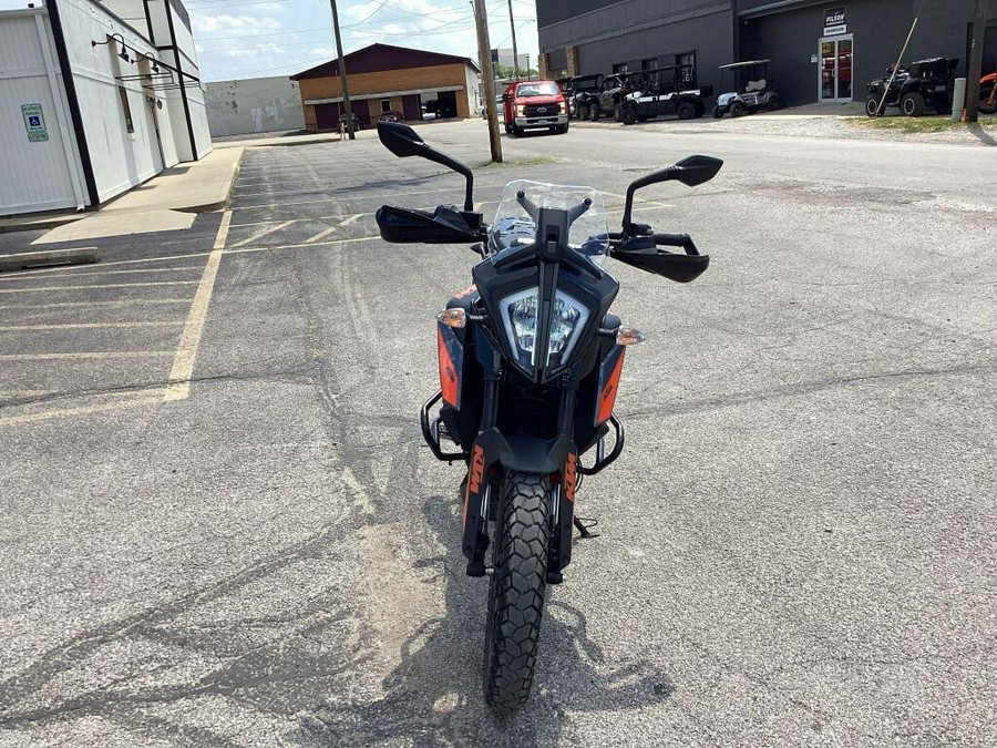 2022 KTM Adventure 390