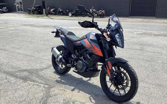 2022 KTM Adventure 390