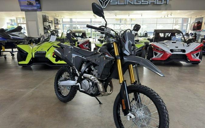 2025 Suzuki DR-Z400SM5