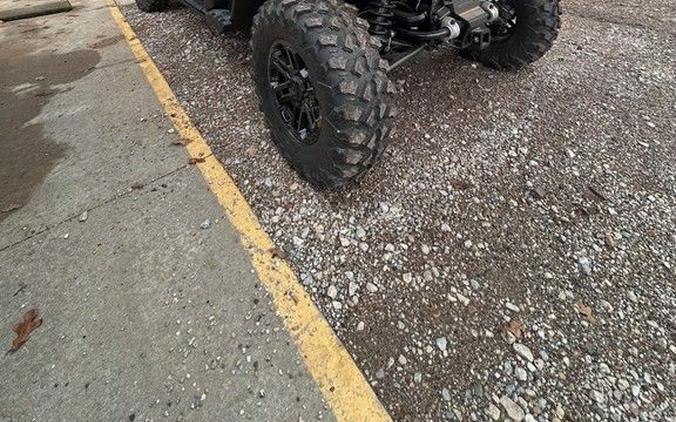 2026 Can-Am® Defender MAX LONE STAR HD11