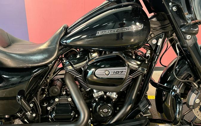 2018 Harley-Davidson STREET GLIDE SPECIAL