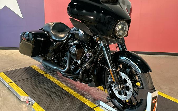 2018 Harley-Davidson STREET GLIDE SPECIAL