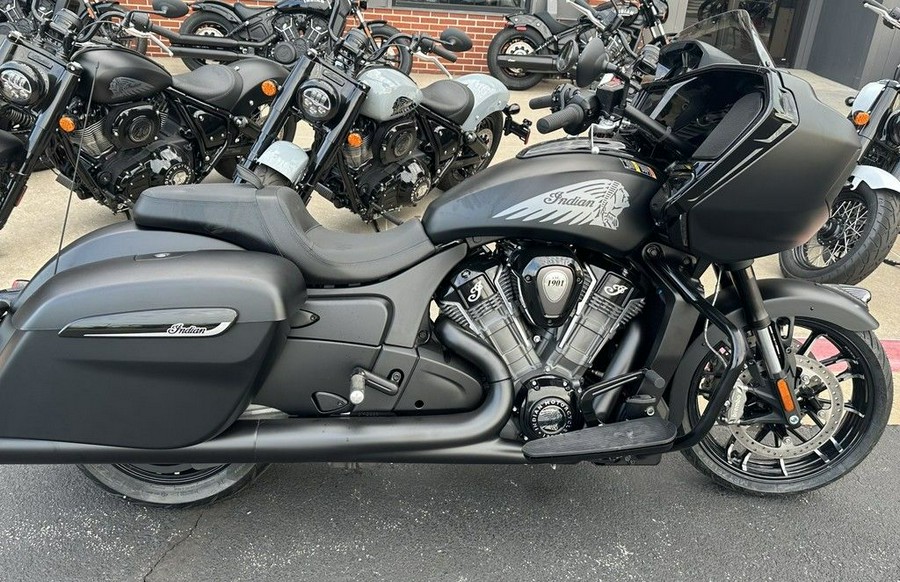 2024 Indian Motorcycle® Challenger Dark Horse®