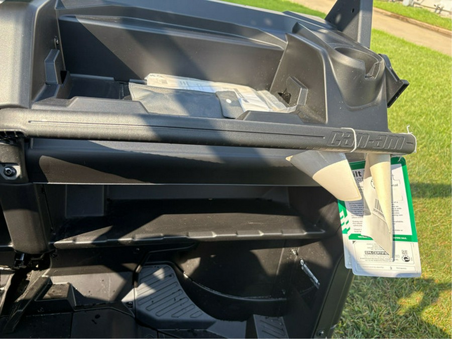 2025 Can-Am Defender DPS HD7 Compass Green DPS HD7