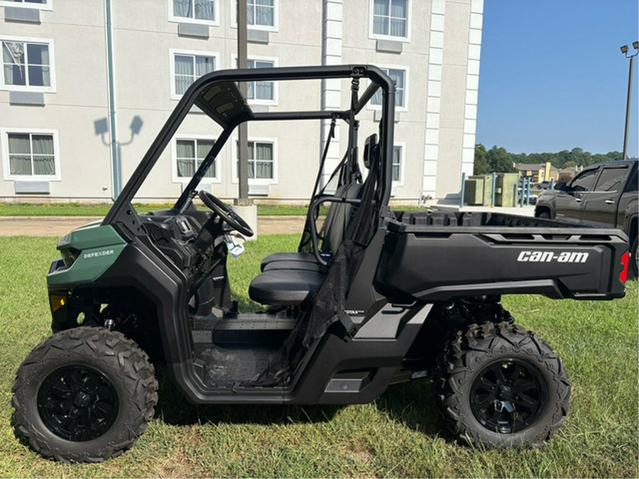 2025 Can-Am Defender DPS HD7 Compass Green DPS HD7