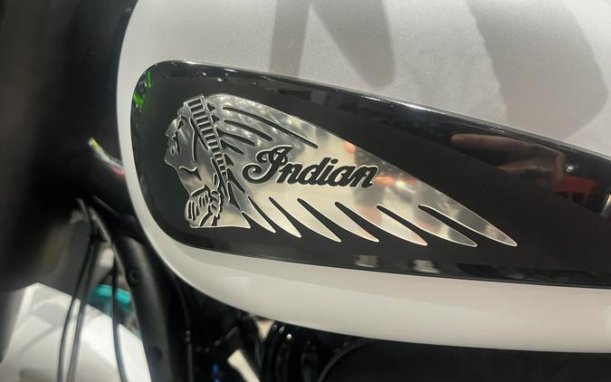 2026 Indian Motorcycle Springfield® Dark Horse®