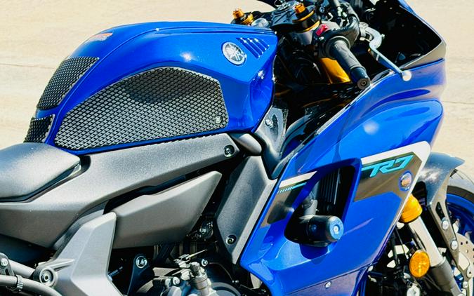 2025 Yamaha YZF-R7