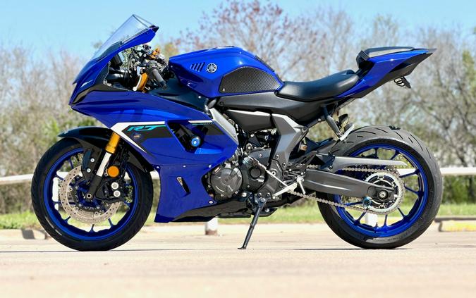 2025 Yamaha YZF-R7