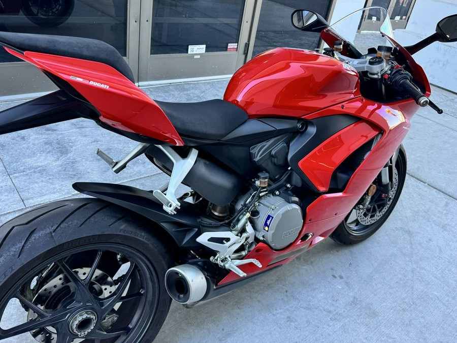 2021 Ducati Panigale V2 Ducati Red