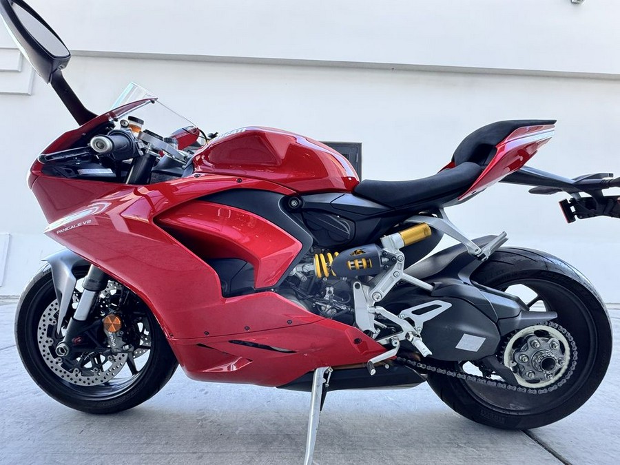 2021 Ducati Panigale V2 Ducati Red