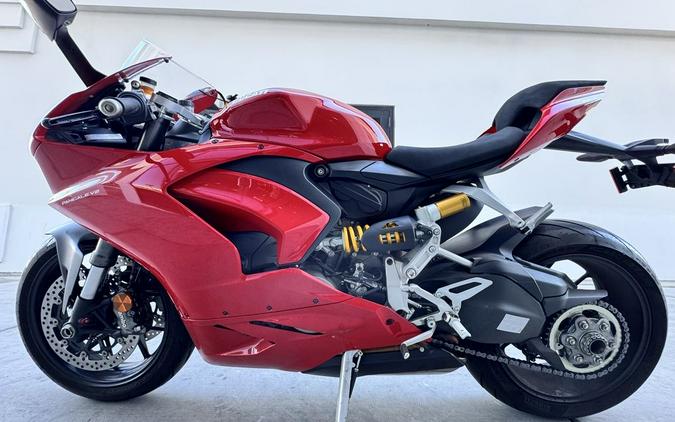 2021 Ducati Panigale V2 Ducati Red