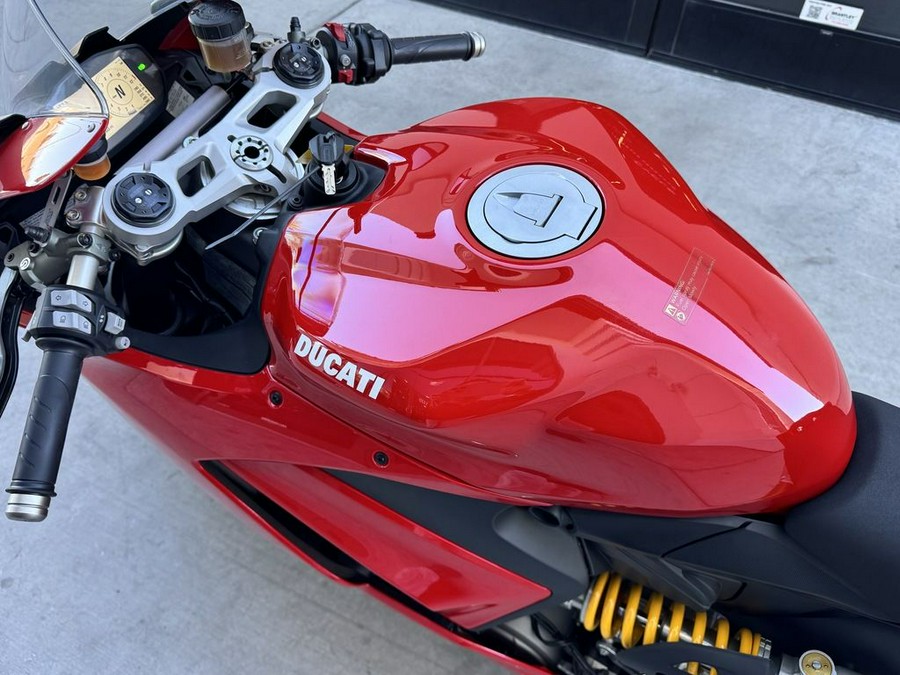 2021 Ducati Panigale V2 Ducati Red